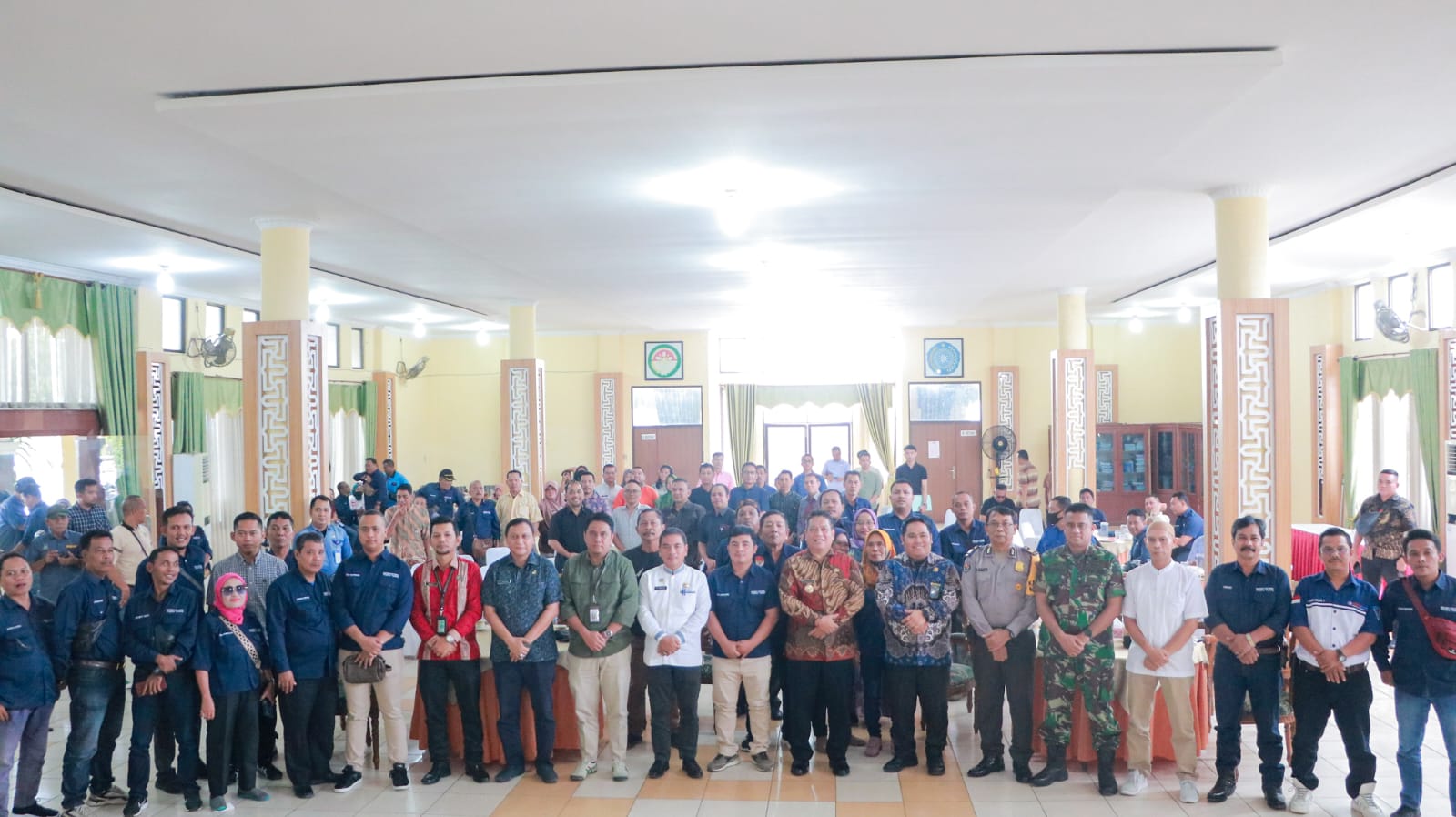 emerintah Kota (Pemko) Tebing Tinggi melalui Dinas Komunikasi dan Informatika (Kominfo) menggelar Coffee Morning bersama Insan Pers/ Wartawan Unit Pemko Tebing Tinggi, Jumat (08/12/2023) bertempat di gedung Hj. Sawiyah Jl. Dr. Sutomo.