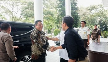 Pemko Tebing Tinggi melakukan kunker (kunjungan kerja) ke Unimed Jl. William Iskandar Ps. V Kenangan Baru, Kec. Percut Sei Tuan, Kab. Deli Serdang, Senin (11/12/2023).