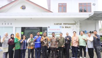 Kantor Pertanahan Kota Binjai Serahkan Sertifikat Tanah