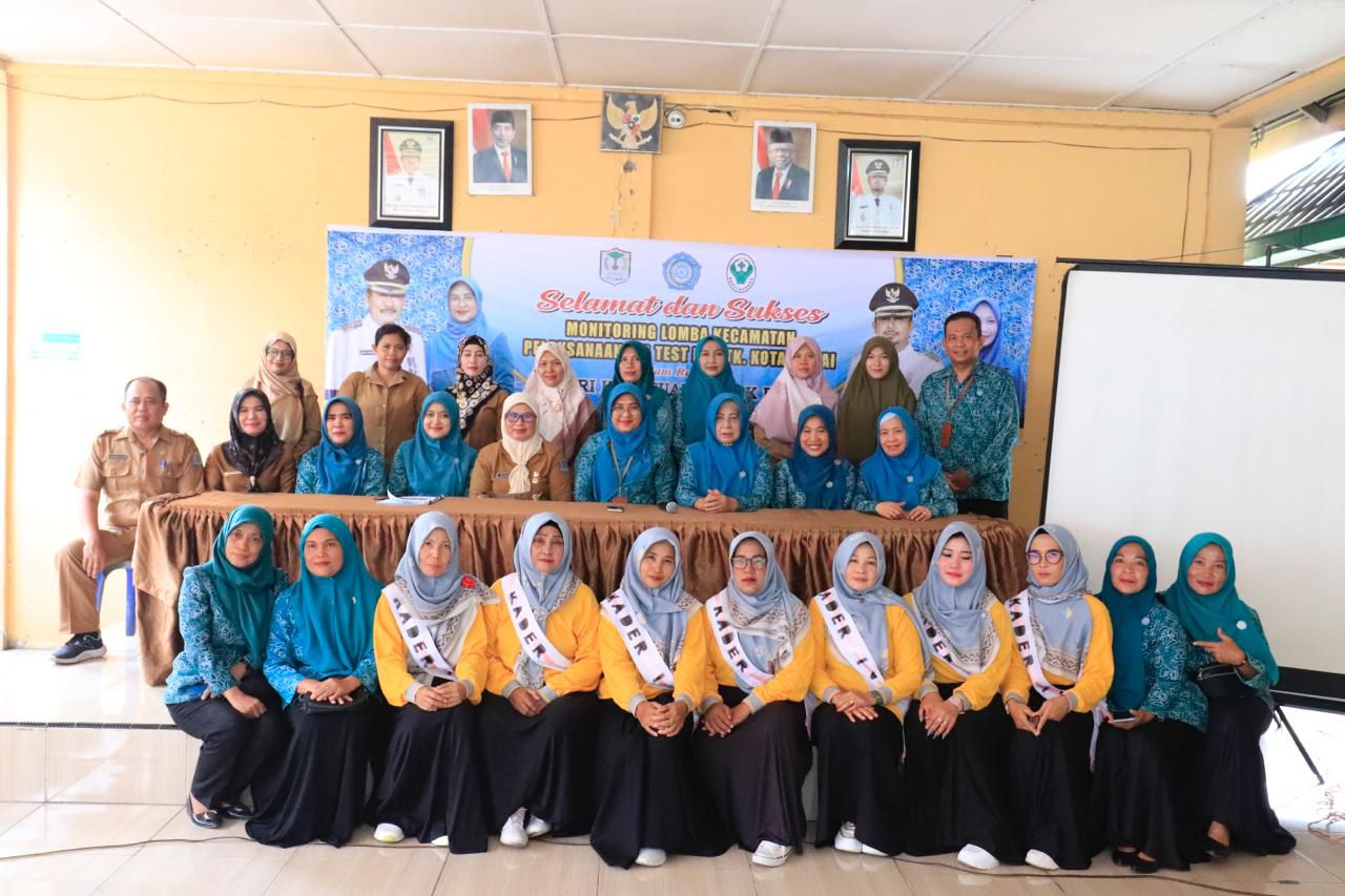 Ketua TP PKK Kota Binjai Monitoring Pelaksanaan Lomba Tertib Administrasi dan IVA Test