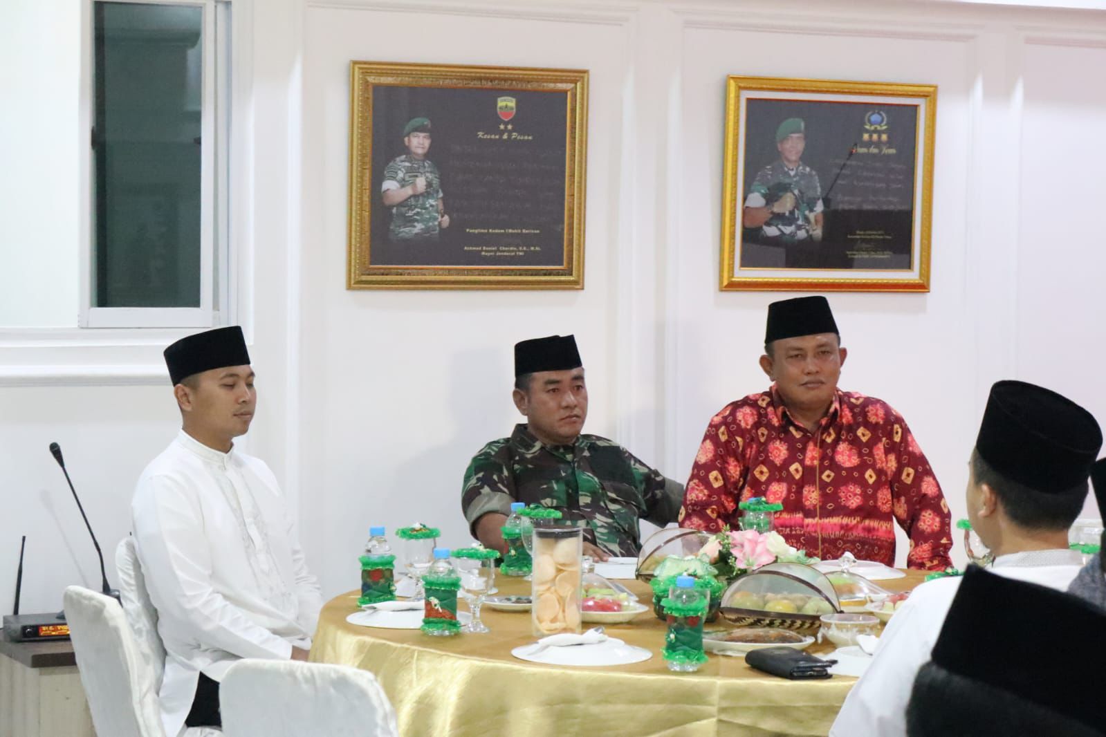 Hadiri Buka Puasa Bersama Kodim 0203/LKT, Asisten II Harap Sinergitas Lintas Sektoral Terus Meningkat