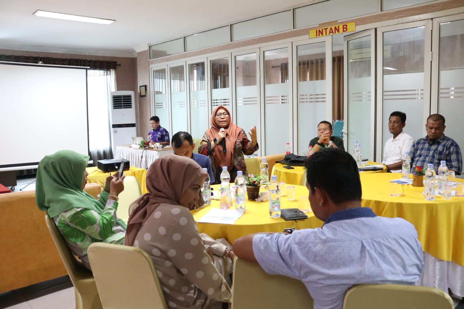 Workshop Evaluasi RKT PY3 dan Accountability Feedback Program Pendampingan USAID IUWASH TANGGUH