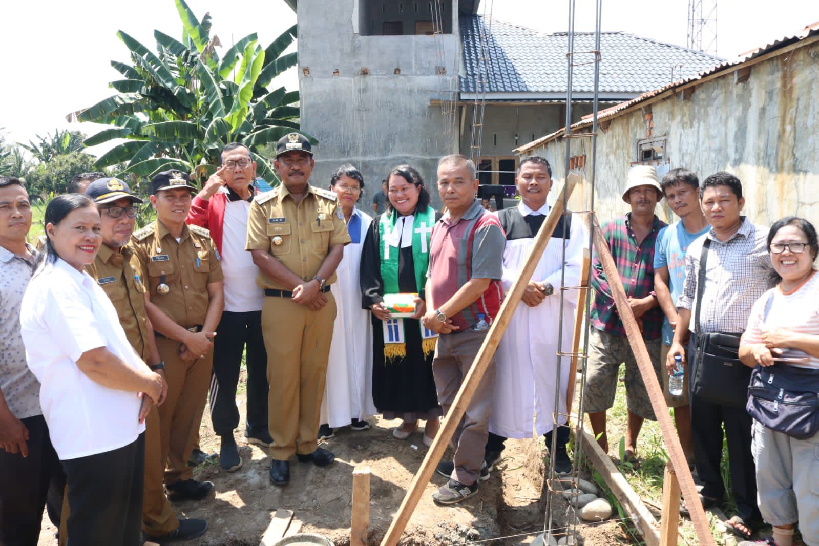 Wali Kota Binjai Menghadiri Peletakan Batu Pertama Ruang Konsistori Gereja HKI Kota Binjai