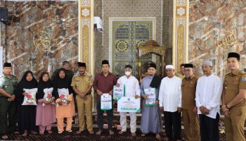 IMG-20240507-WA0011 Hadiri Halalbihalal, Wali Kota Binjai Serahkan Bantuan Dana Hibah Untuk Masjid Al Musanif Ar Raudhah