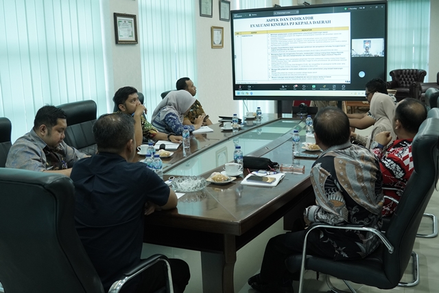 DSC04698 Pejabat Wali Kota Tebing Tinggi Ikuti Rakor Mendagri RI Secara Virtual