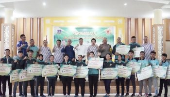 DSC01762 Pemko Tebing Tinggi Berikan Penghargaan Kepada Pelatih Dan Atlit Pelatda Pon Xxi Aceh – Sumut 2024