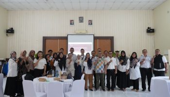 IMG-20240626-WA0043 Dinas Kominfo Binjai Bersama Dengan USAID IUWASH Tangguh Sumut Gelar Pelatihan Implementasi Panduan Teknis Operator SP4N LAPOR
