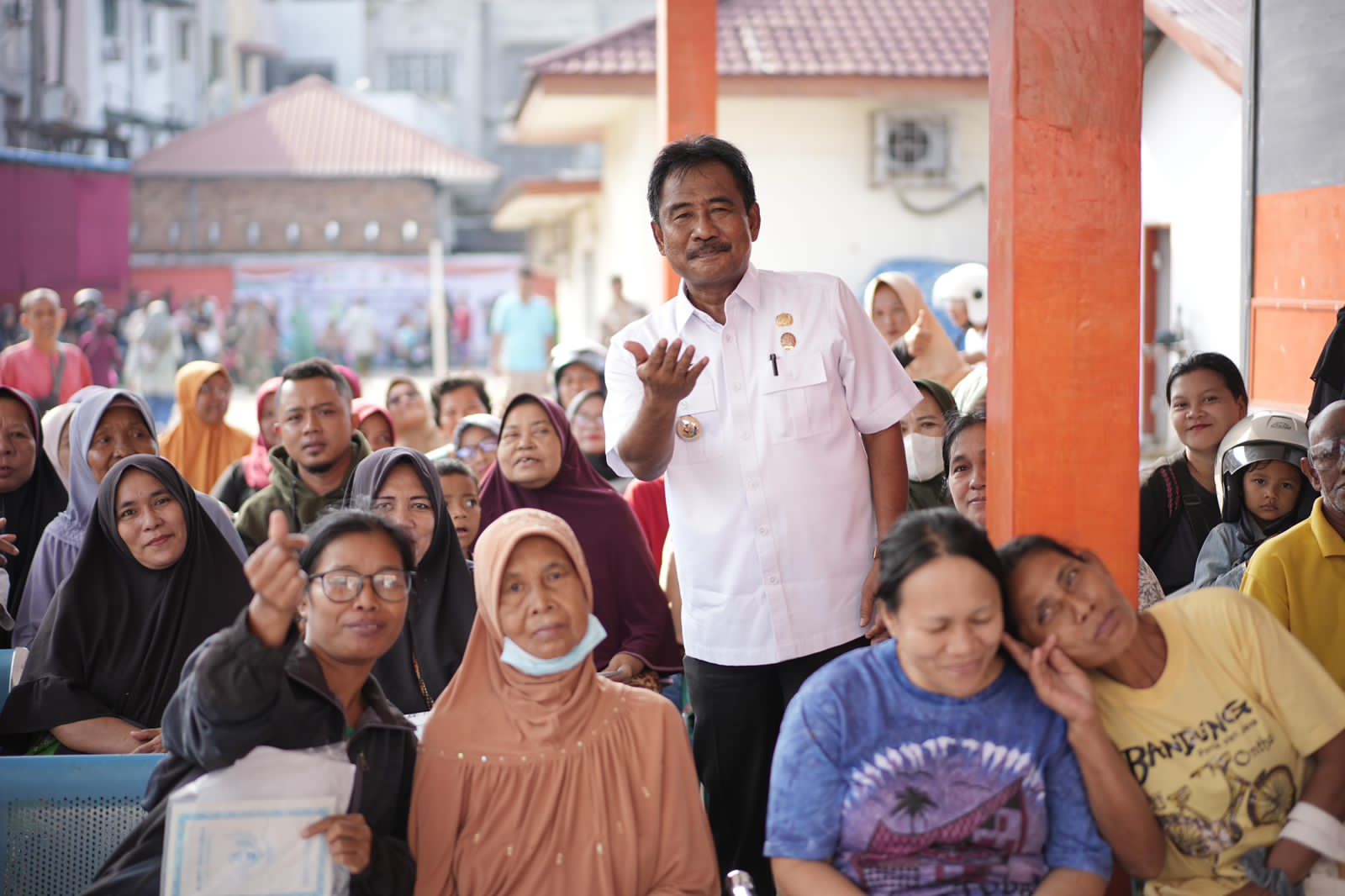 IMG-20240703-WA0005 Pastikan Berjalan Lancar, Wali Kota Binjai Tinjau Langsung Penyaluran Beras CPP