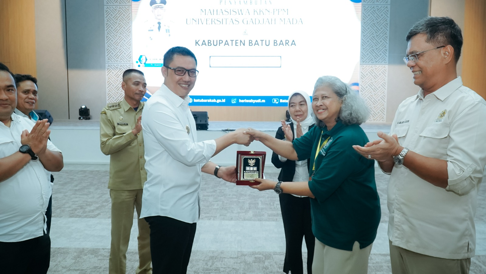 Sambut mahasiswa