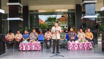 WhatsApp Image 2024-07-26 at 17.10.36 Pelepasan Bendera Kirap Tangkal Napza Parade Kota, Plt. Sekda Kota Tebing Tinggi Berharap Gerakan Pramuka Mampu Mengambil Peran Secara Nyata Cegah Peredaran dan Penyalahgunaan Narkoba