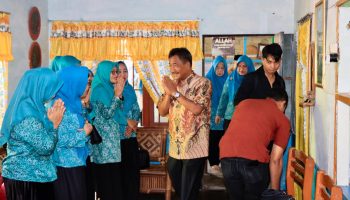 Wali Kota Binjai Beserta Ketua TP. PKK Serahkan Bantuan Sosial Kepada Kaum Dhuafa dan Anak Yatim