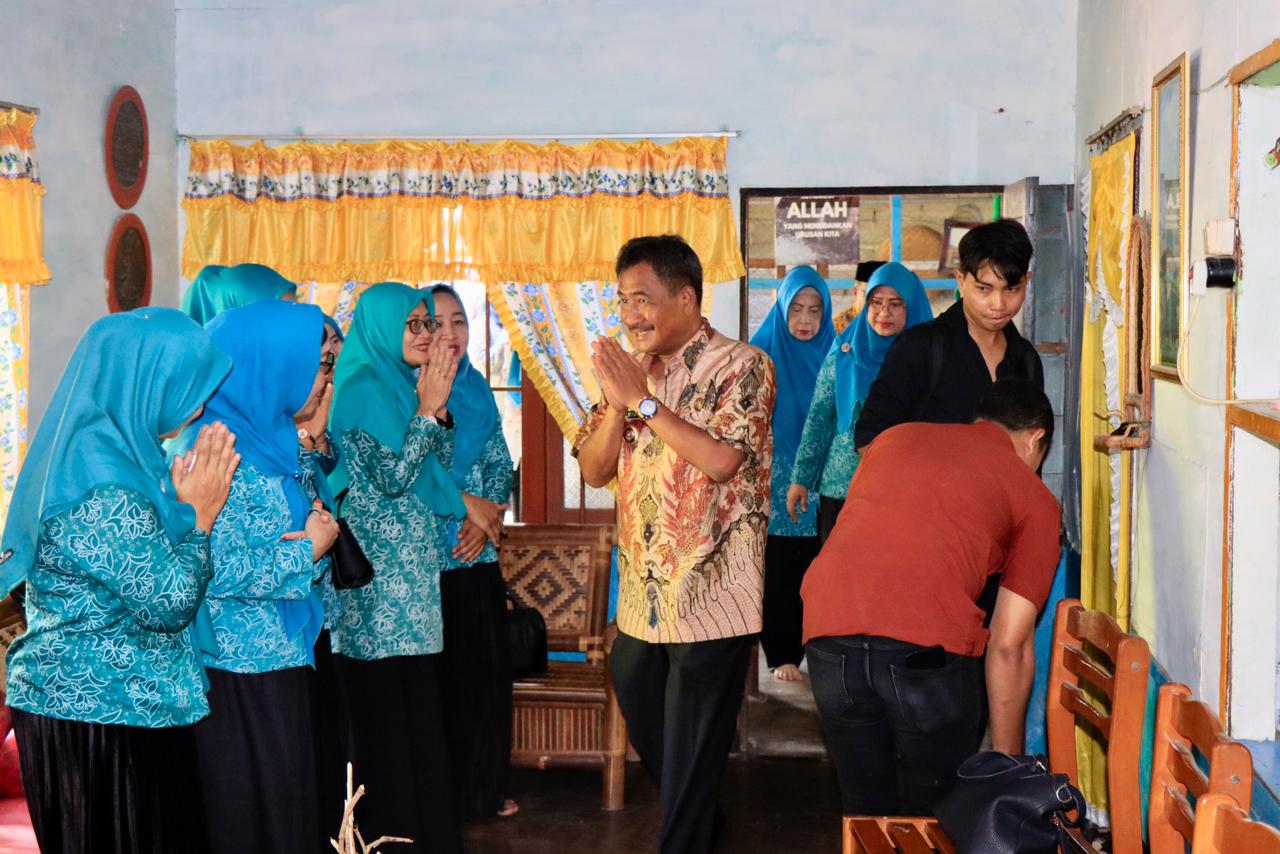 IMG-20240711-WA0036 Wali Kota Binjai Beserta Ketua TP. PKK Serahkan Bantuan Sosial Kepada Kaum Dhuafa dan Anak Yatim