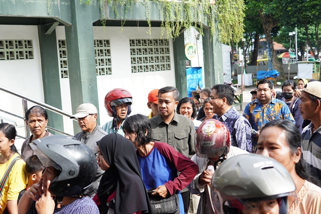 DSC07520 Pj. Wali Kota Tebing Tinggi Tinjau Pasar Pengendalian Harga, Berharap Kegiatan Serupa Rutin Dilaksanakan