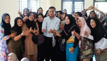 Jalin Silaturahmi, Pj. Wali Kota Tebing Tinggi Bincang Santai Bersama Warga