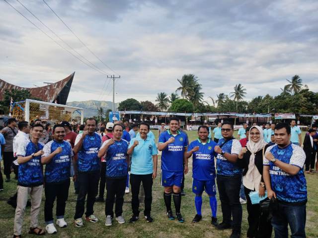 WhatsApp Image 2024-09-17 at 08.57.34 Pemko Tebing Tinggi Ikuti Turnamen Sepakbola Korpri se-Sumut, Perebutkan Piala Penasehat Korpri Kota Medan Bobby Afif Nasution