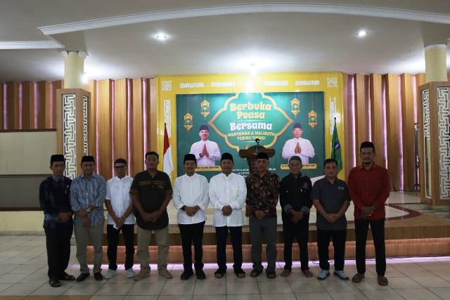 Buka Puasa Bersama Wartawan, Wali Kota Tebing Tinggi Sampaikan Peran Penting Media Dalam Pembangunan Kota