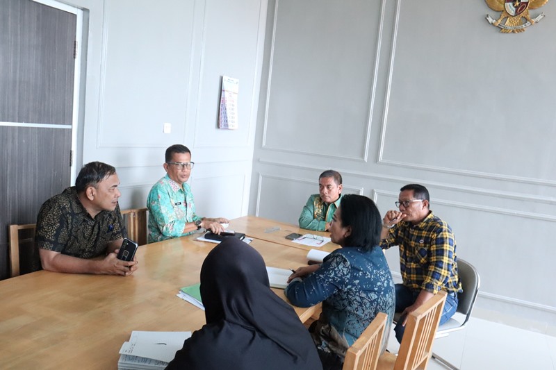 Plt. Sekdako Tebing Tinggi Ikuti Rakor Percepatan Penyediaan Lahan Pelaksanaan Program MBG