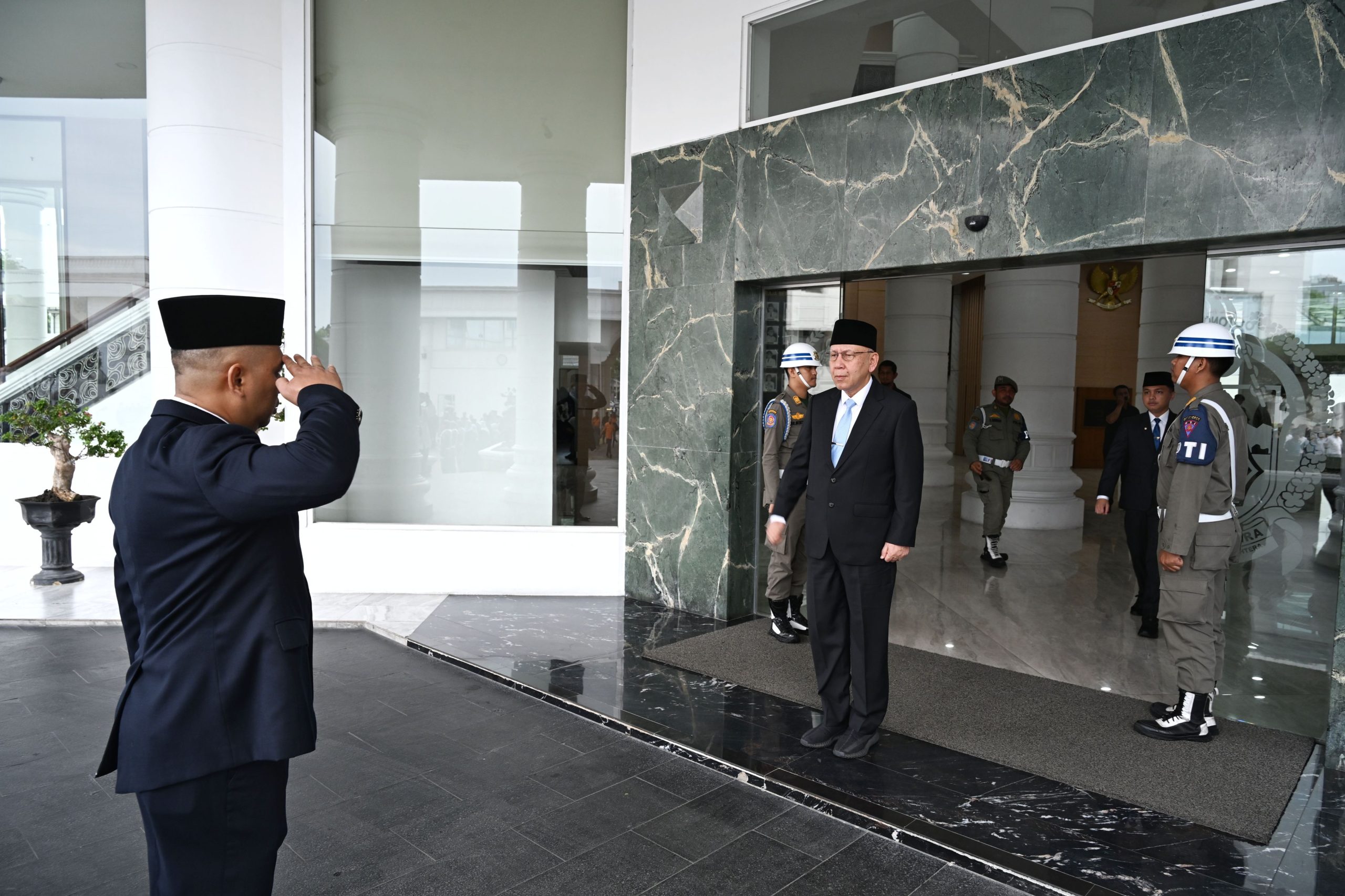 Upacara Harkitnas 10