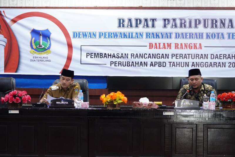 Wali Kota Tebing Tinggi Sampaikan Nota Jawaban Atas Pandangan Fraksi-Fraksi DPRD Terkait Ranperda P-APBD 2025