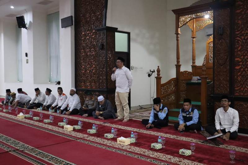 Kepulangan Jemaah Haji Kloter 16 Tebing Tinggi Disambut Haru Dan Penuh Rasa Syukur di Masjid Agung