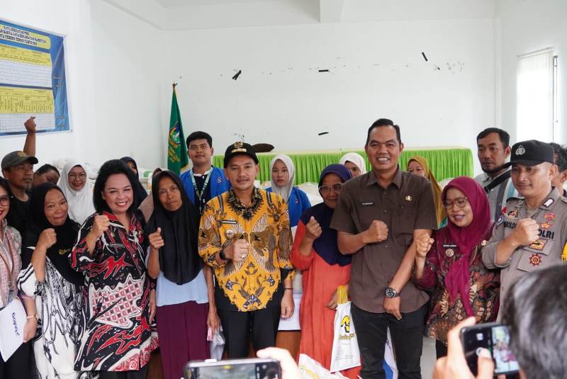 Wali Kota Tebing Tinggi Tinjau Penyaluran Bantuan Beras Bapanas, Ingatkan Agar Tidak Ada Penumpukan Dan Jual Beli Bantuan