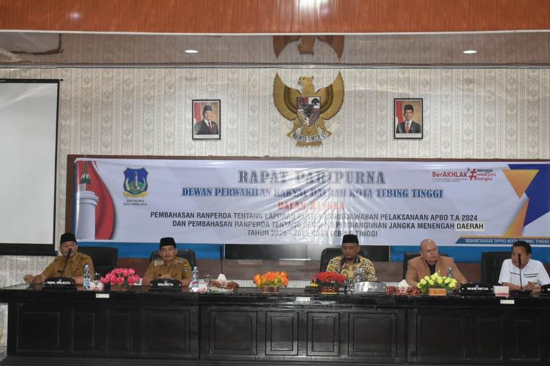 Tanpa Judul1 Keenam Fraksi DPRD Tebing Tinggi Sampaikan Pandangan Umum Terhadap APBD 2024 dan RPJMD 2025-2029