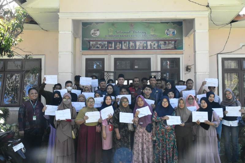 Tanpa Judul1 Wali Kota Tebing Tinggi Apresiasi Baznas Atas Penyaluran Bantuan Untuk Mahasiswa dan UMKM
