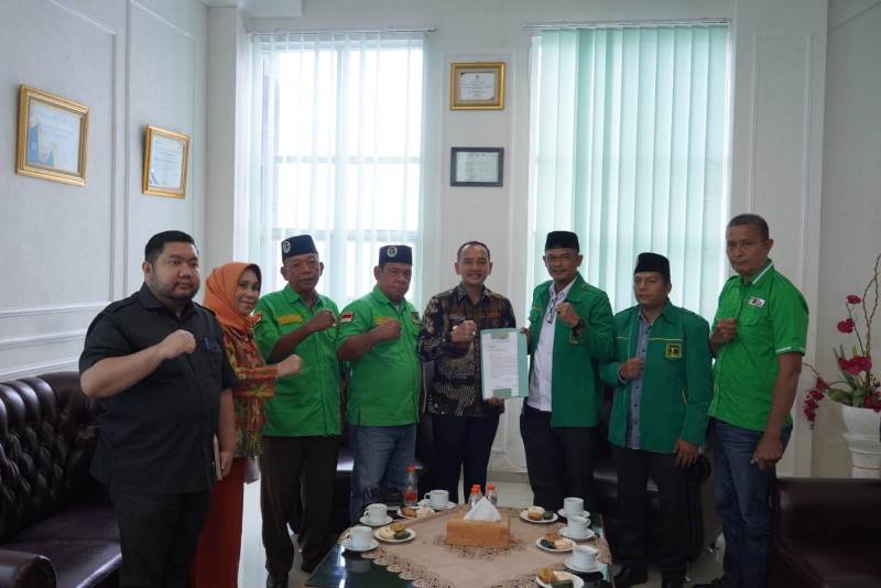 Tanpa Judul331 Wali Kota Tebing Tinggi
