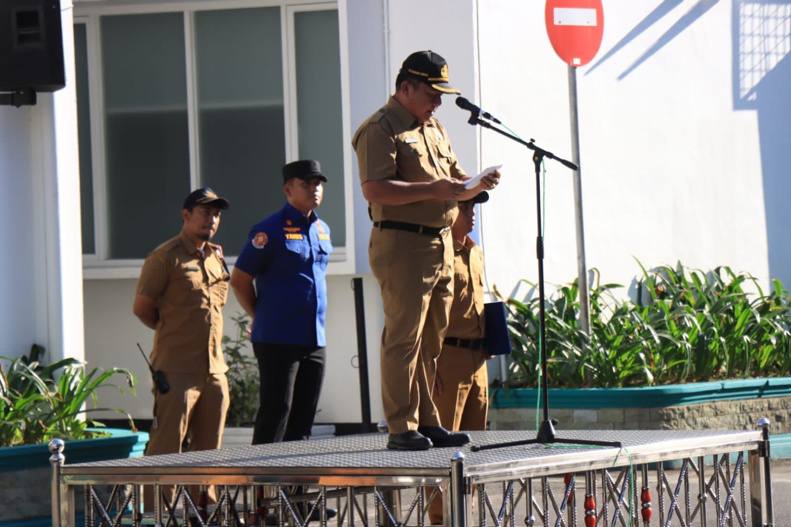 IMG-20250422-WA0000 Staf Ahli Wali Kota Pimpin Apel Gabungan Pemerintah Kota Binjai