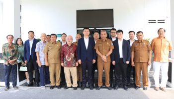 Menerima Audiensi dari Pemerintah Kota Na'an,