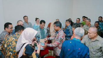 Wali Kota Binjai Lakukan Penggalangan Donasi Palestina Saat Rapat Paripurna