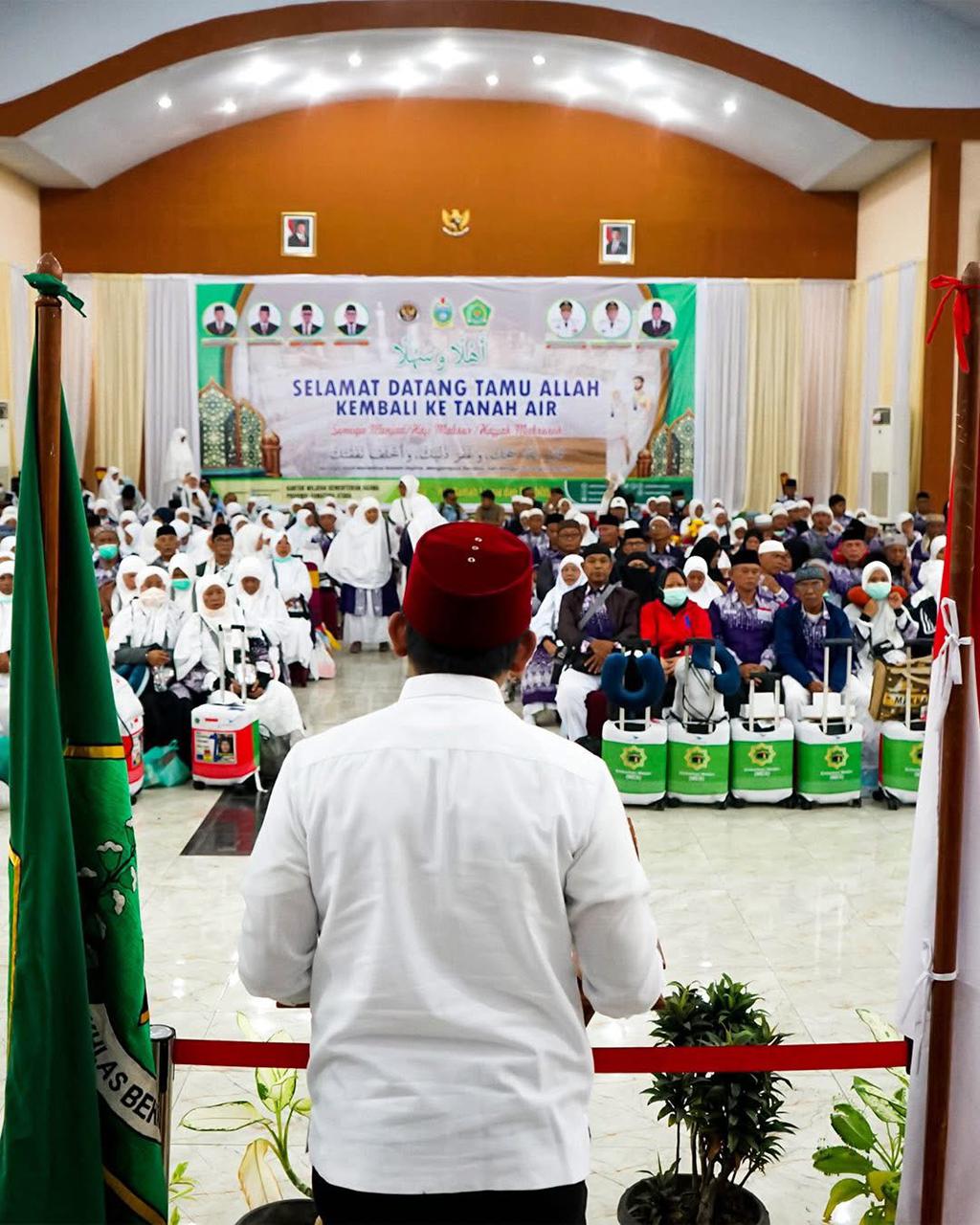 IMG-20250704-WA0004 Wakil Wali Kota Binjai Sambut Jamaah Haji di Asrama Haji Medan