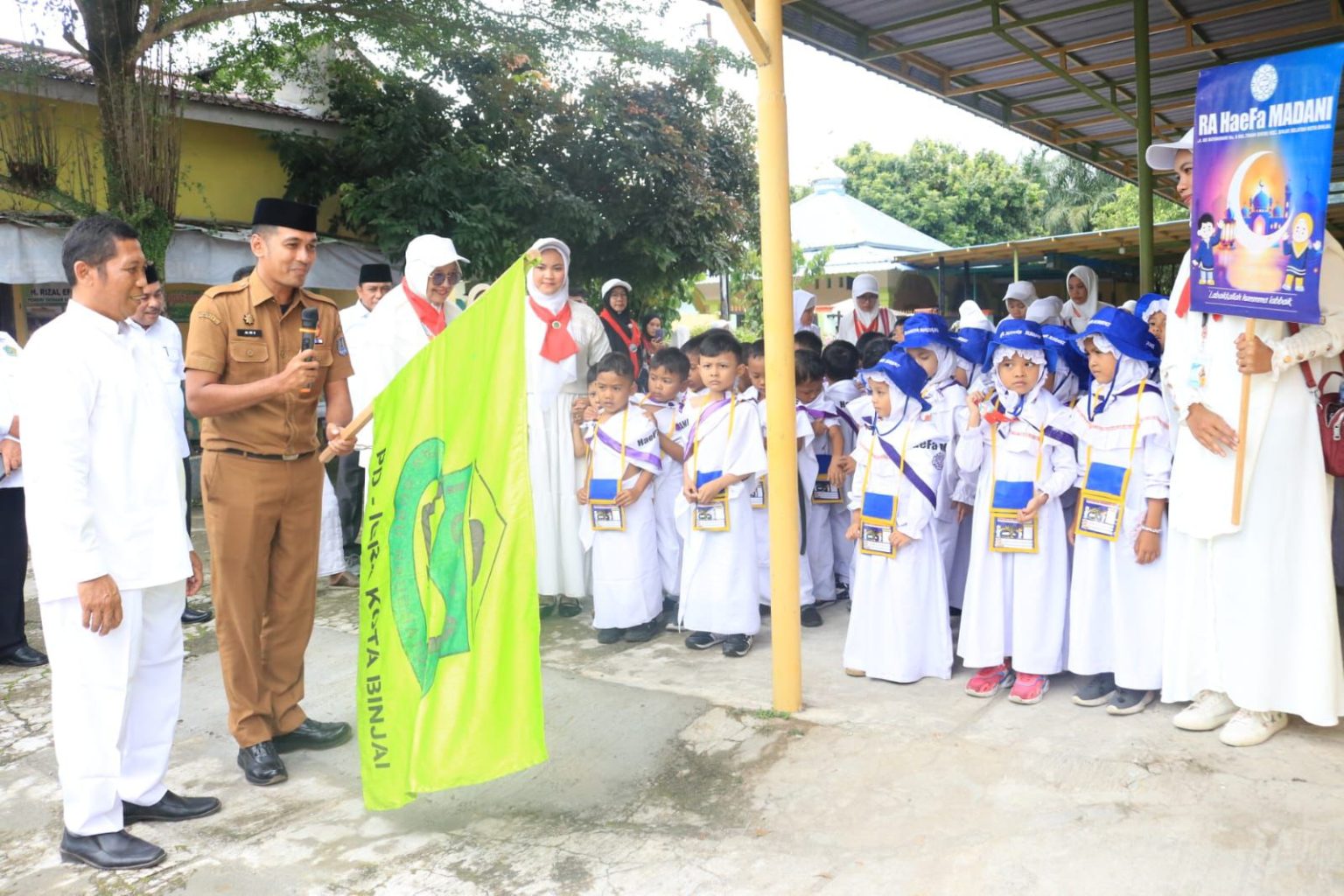 IMG-20251104-WA0034-1536x1024 Pembentukan Karakter Sejak Dini, 450 Anak RA Laksanakan Manasik Haji di Binjai