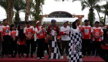 Tanpa Judul88 Meriahkan Peringatan Hari Pahlawan, Wali Kota Tebing Tinggi Lepas Ratusan Peserta Fun Run Dan Car Free Day