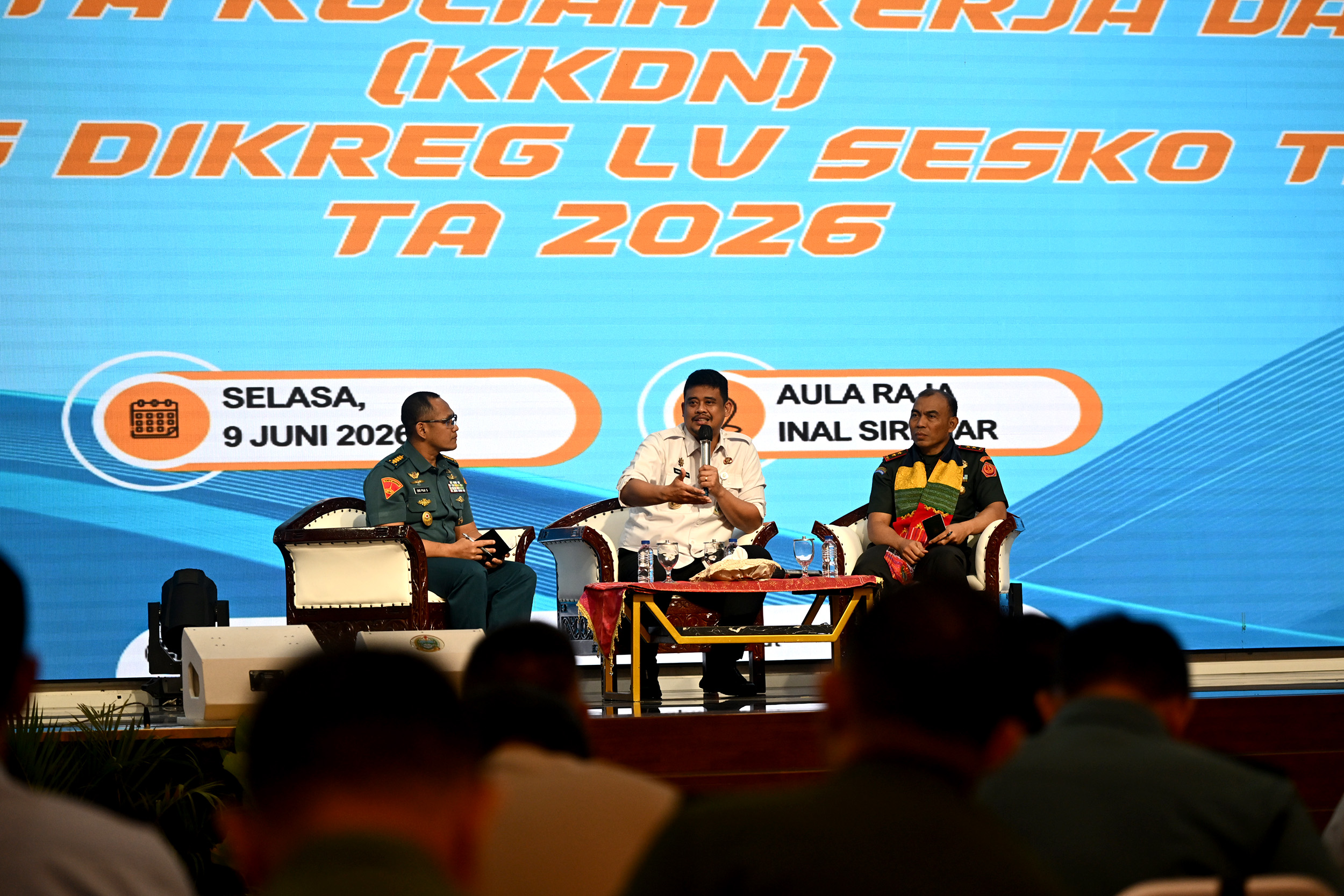 Pasis Dikreg LV Sesko TNI -8
